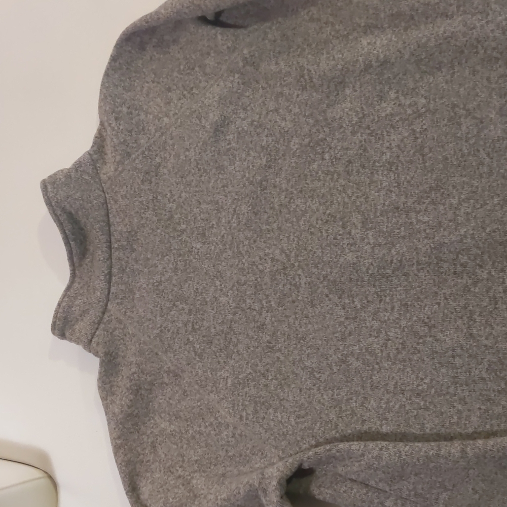 The North Face Pullover - image 5